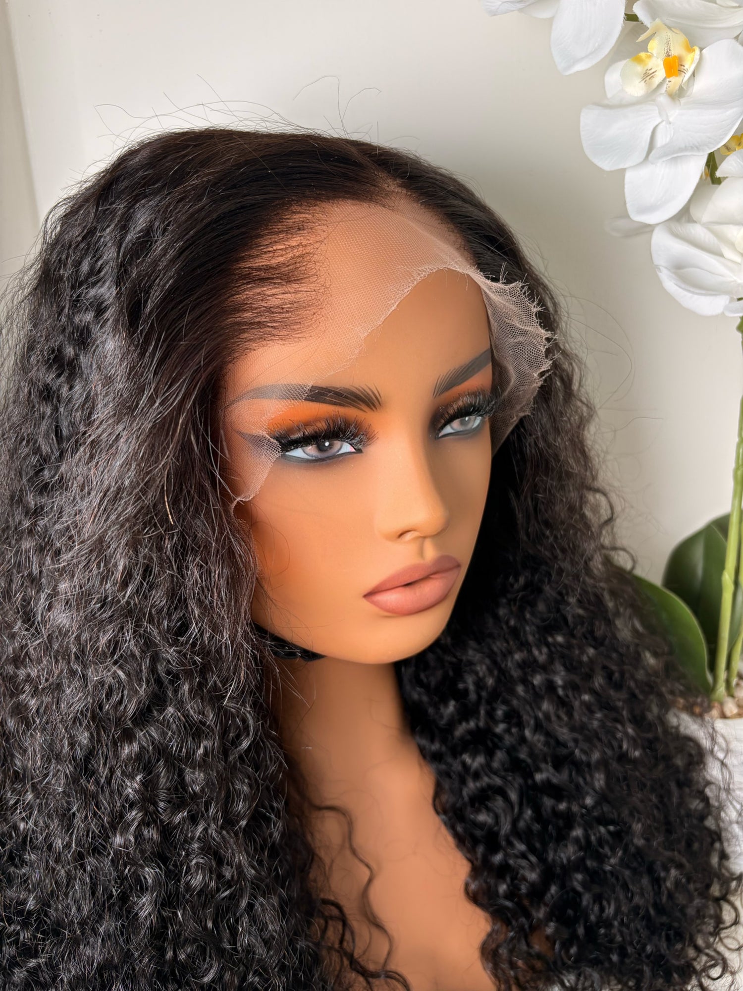 20 inch deep curly low hair line